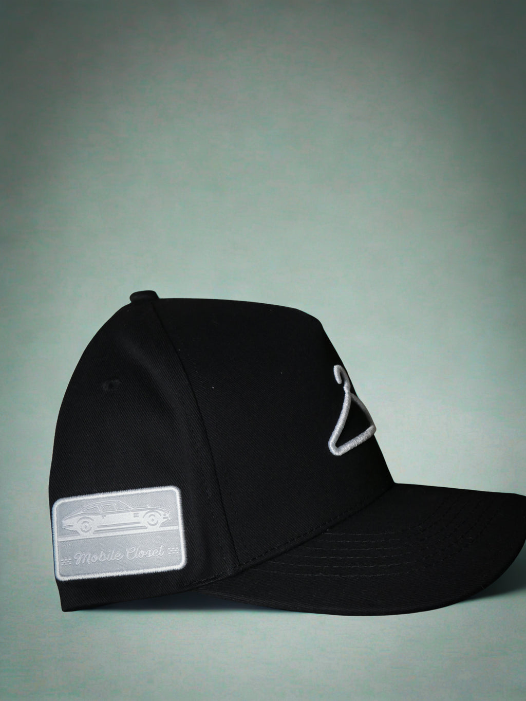Mobile Summer Pack 🧢☀️ (Black)